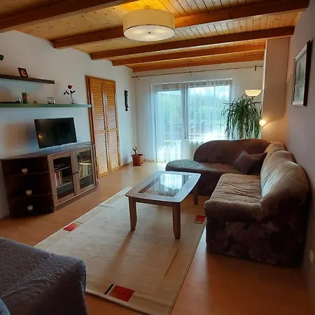 Pod Lesem Rodvínov